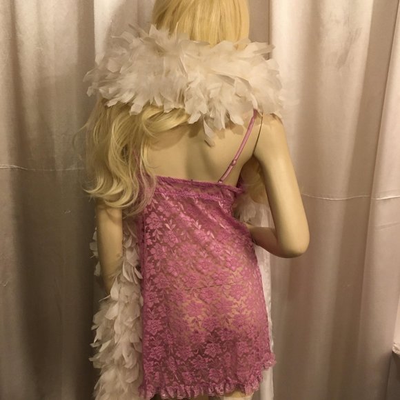 ADORABLE dream lingere and jewlery set with hello kitty details! - Picture 10 of 15